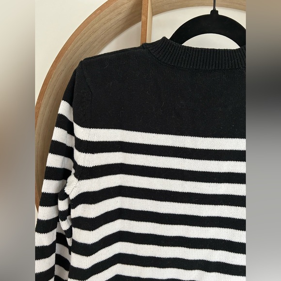 Banana Republic Striped Sweater - Picture 4 of 6